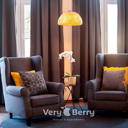 Very Berry - Garbary 27 - Apartament Z Balkonem, Old City, Check In 24H Apartamento Poznań Exterior foto