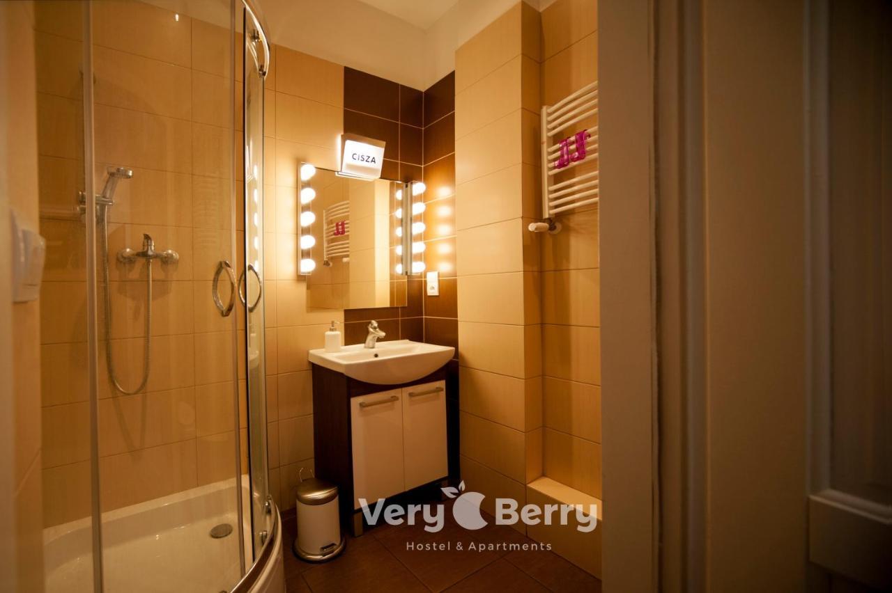 Very Berry - Garbary 27 - Apartament Z Balkonem, Old City, Check In 24H Apartamento Poznań Exterior foto